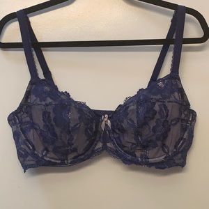 36DD VS lace underwire bra